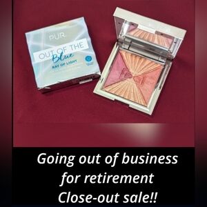PUR Out Of The Blue Light Up Vanity Blush NIB